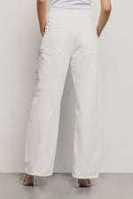 Pantalone boy over loose fit con catene strass • Off white - Gaëlle Paris