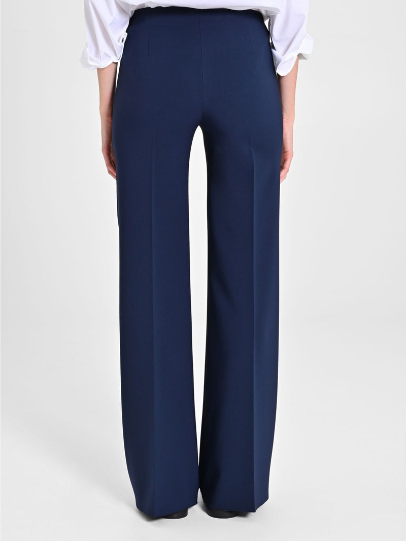 Pantaloni Palazzo in Tessuto Tecnico Blu

SKU CFC0119997003B041