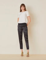 MANILA GRACE
SKU: P220VU-MA001